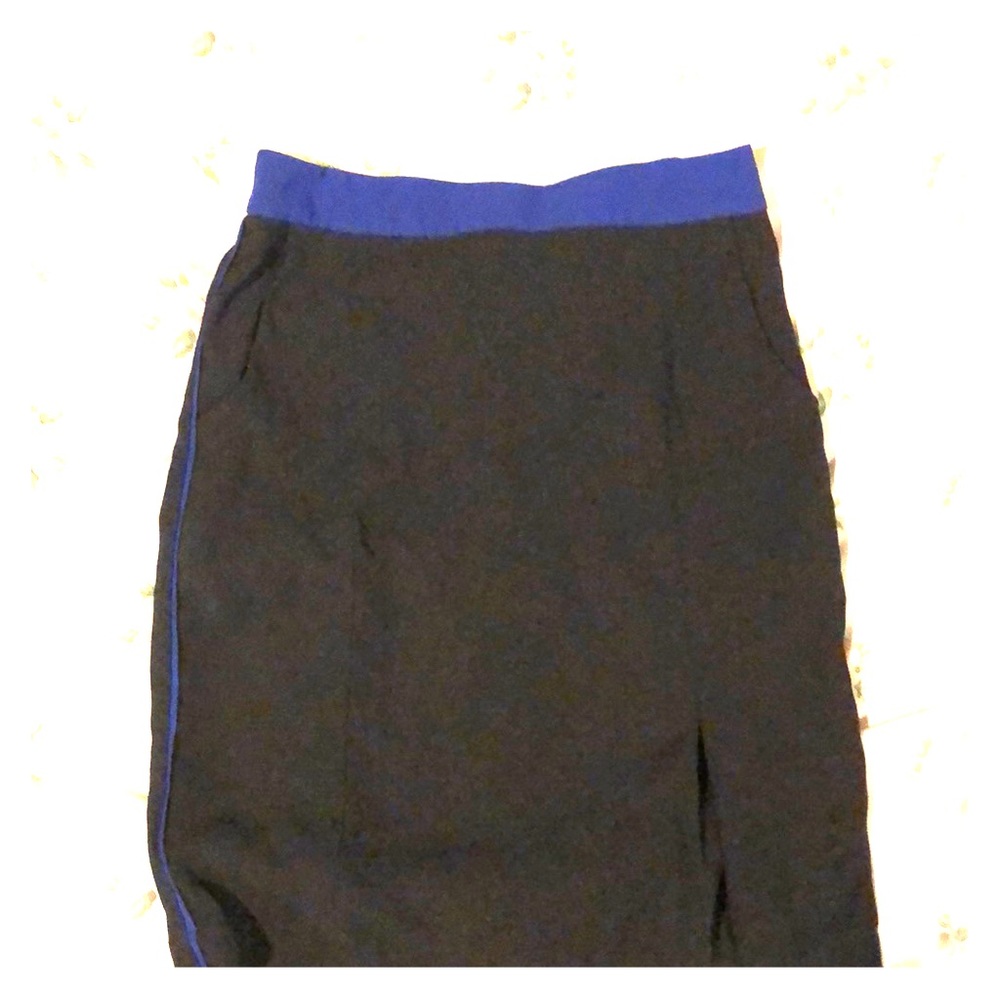 Black and royal blue color blocked skirt